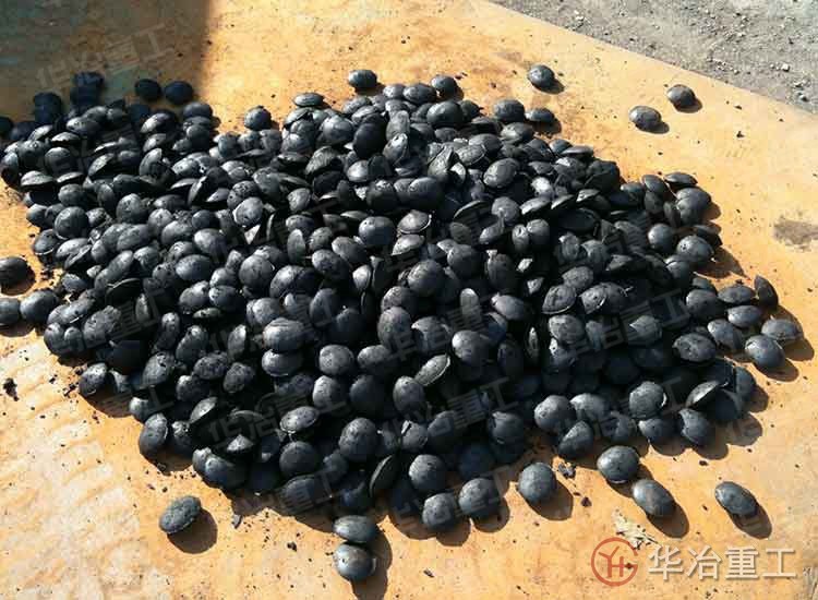 压球机生产现场